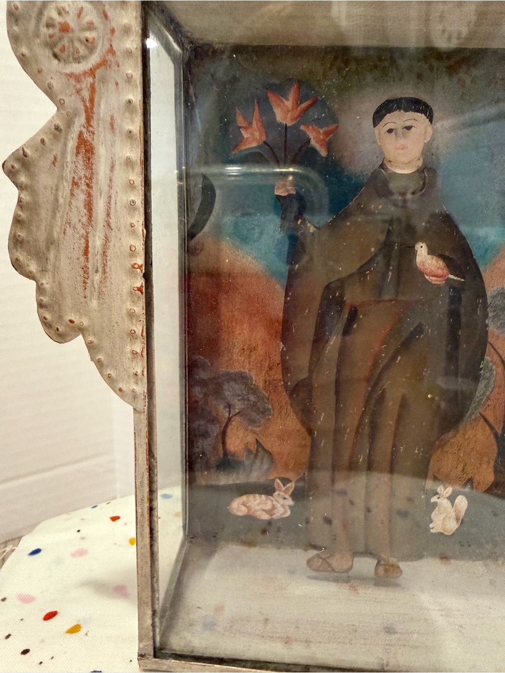 Antique Spanish Colonial Saint Francis Retablo in Custom Tin NicheBeautifully - Picture 4 of 9